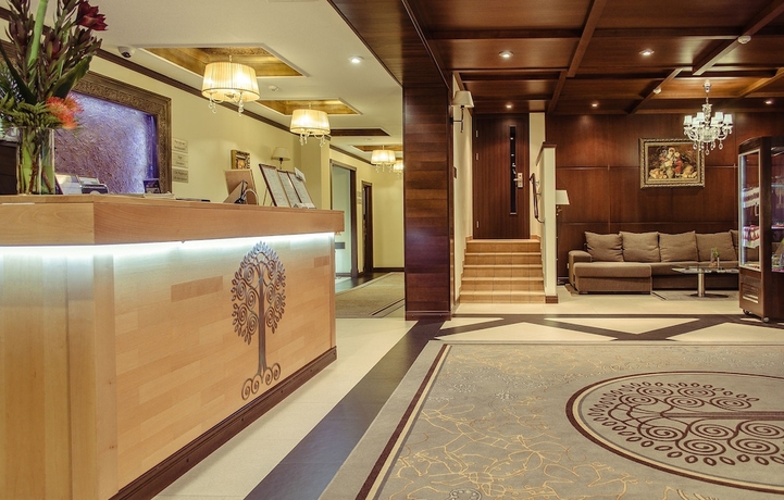 Imagen de los interiores del Hotel Park-hotel Golosievo. Foto 18