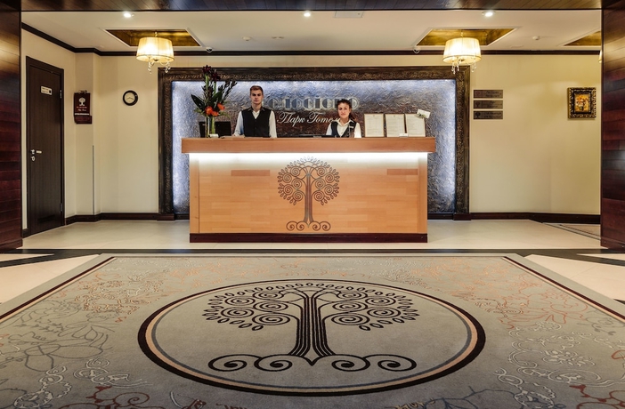 Imagen de los interiores del Hotel Park-hotel Golosievo. Foto 19