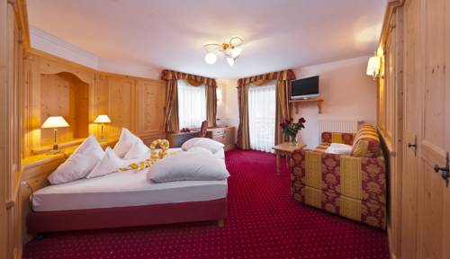 Imagen de la habitación del Hotel Parkhotel Holzerhof. Foto 6