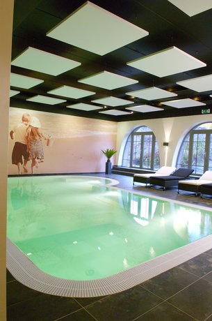 Imagen de la piscina del Hotel Parkhotel Horst. Foto 20