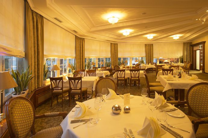 Imagen del bar/restaurante del Hotel Parkhotel Idar Oberstein. Foto 2