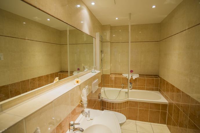 Imagen de la habitación del Hotel Parkhotel Idar Oberstein. Foto 11