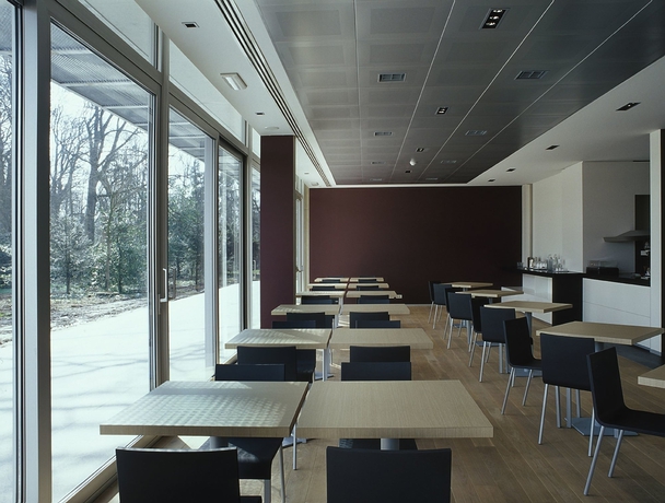 Imagen del bar/restaurante del Hotel Parkhotel Izegem. Foto 3