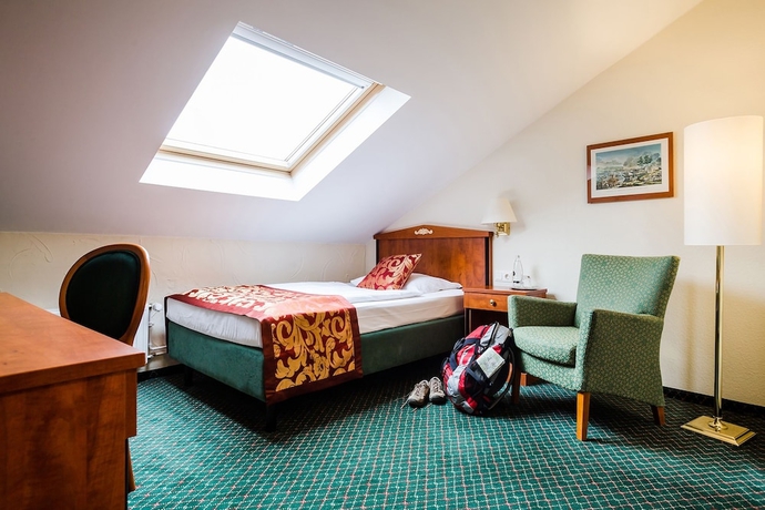 Imagen de la habitación del Hotel Parkhotel Krone. Foto 8