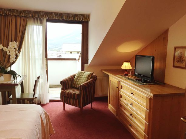 Imagen de la habitación del Hotel Parkhotel Ladinia. Foto 9