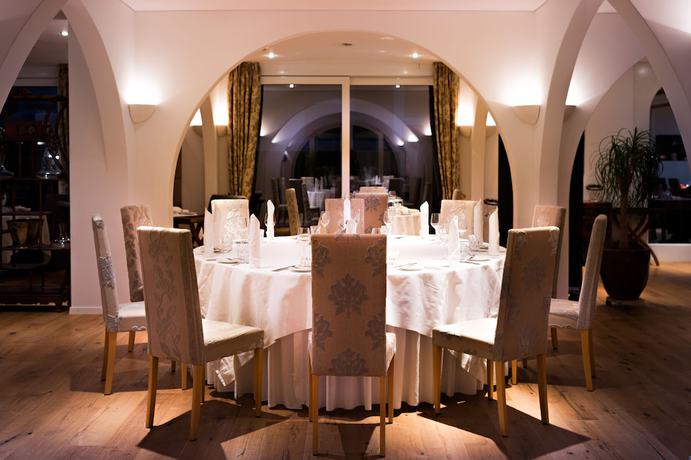 Imagen del bar/restaurante del Hotel Parkhotel Langenthal. Foto 4