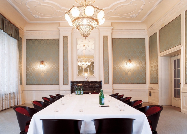 Imagen de los interiores del Hotel Parkhotel Laurin. Foto 14