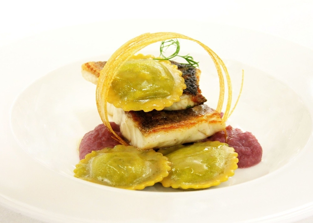 Imagen del bar/restaurante del Hotel Parkhotel Laurin. Foto 5