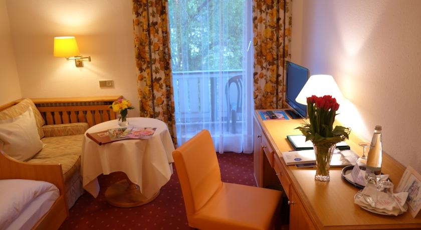 Imagen de la habitación del Hotel Parkhotel Luisenbad. Foto 5