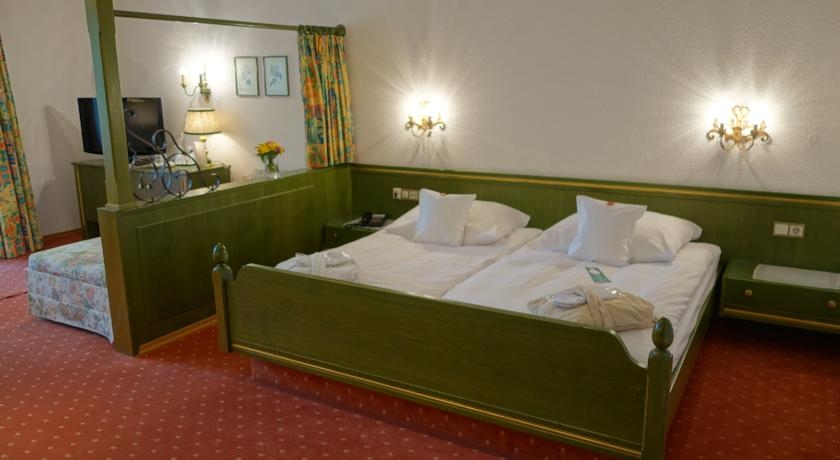 Imagen de la habitación del Hotel Parkhotel Luisenbad. Foto 8