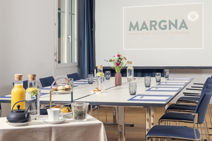 Imagen de los interiores del Hotel Parkhotel Margna. Foto 16