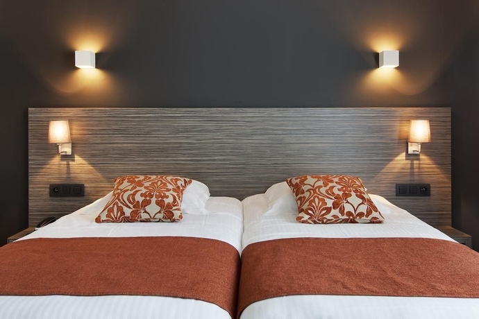 Imagen de la habitación del Hotel Parkhotel Montreal. Foto 4