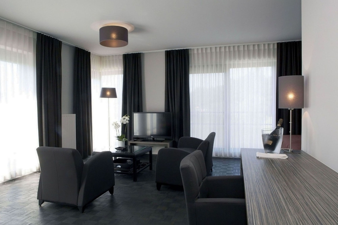 Imagen de la habitación del Hotel Parkhotel Montreal. Foto 11