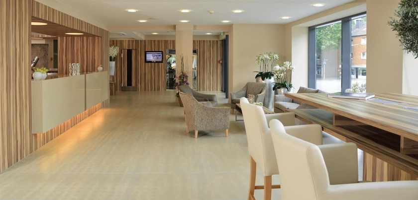 Imagen de los interiores del Hotel Parkhotel Oberhausen. Foto 13
