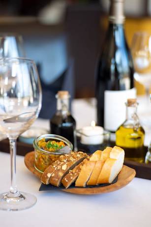 Imagen del bar/restaurante del Hotel Parkhotel Obertshausen. Foto 6