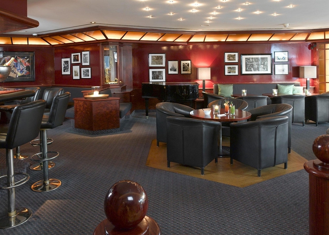 Imagen de los interiores del Hotel Parkhotel Pforzheim. Foto 10