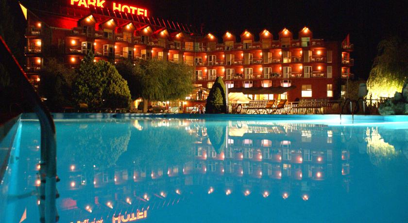 Imagen de la piscina del Hotel Park-hotel, Puigcerd&aacute;. Foto 20