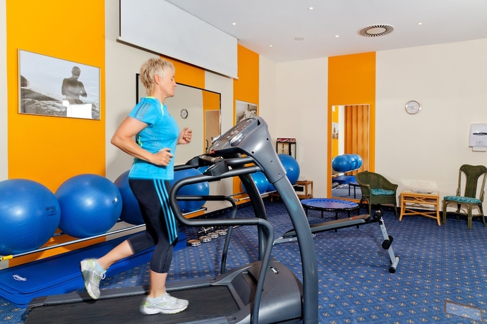 Imagen de los interiores del Hotel Parkhotel R&uuml;gen. Foto 14