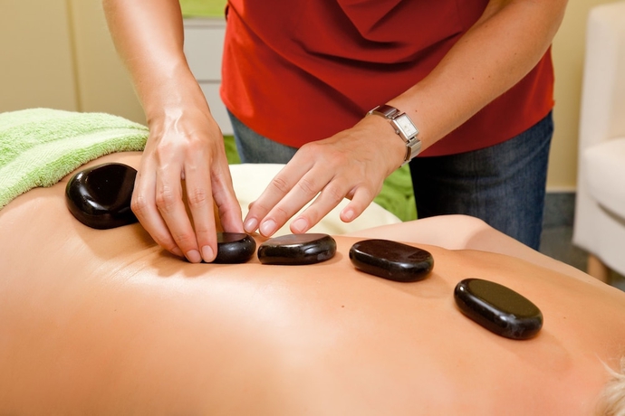 Imagen de los interiores del Hotel Parkhotel R&uuml;gen. Foto 15