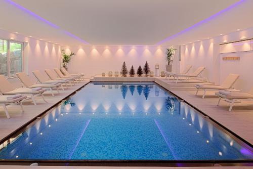 Imagen de la piscina del Hotel Parkhotel Schachen. Foto 9