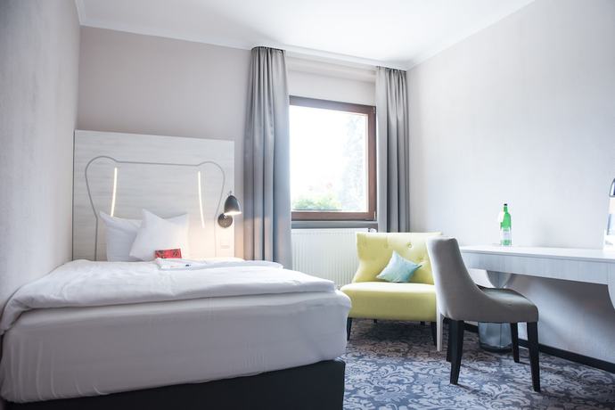 Imagen de la habitación del Hotel Parkhotel Schillerhain. Foto 5