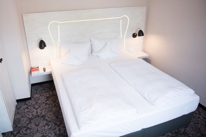 Imagen de la habitación del Hotel Parkhotel Schillerhain. Foto 8