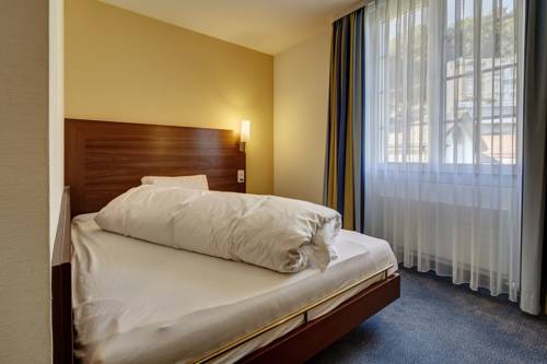 Imagen de la habitación del Hotel Parkhotel Schwert. Foto 13