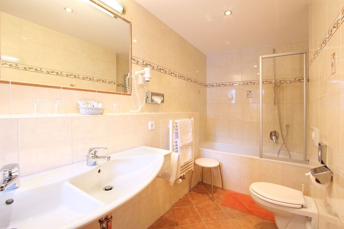 Imagen de la habitación del Hotel Parkhotel, Seefeld in Tirol. Foto 5