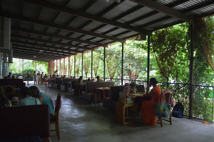 Imagen del bar/restaurante del Hotel Park-hotel Shinkar. Foto 4