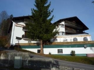 Imagen de los exteriores del Hotel Parkhotel Sonnenhof, Oberammergau. Foto 5