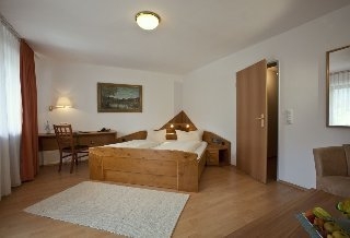 Imagen de la habitación del Hotel Parkhotel Sonnenhof, Oberammergau. Foto 3