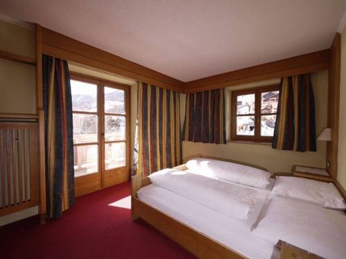 Imagen de la habitación del Hotel Parkhotel S&ouml;lden. Foto 9
