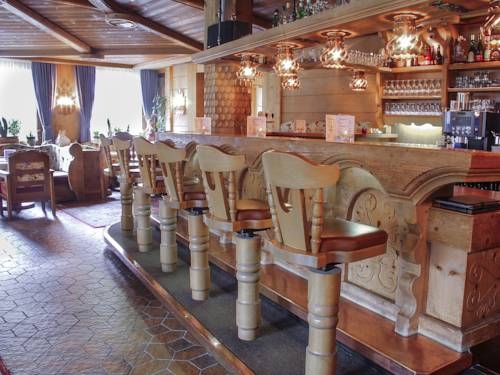 Imagen del bar/restaurante del Hotel Parkhotel S&ouml;lden. Foto 7