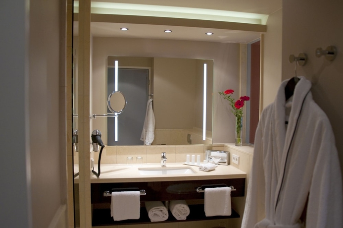 Imagen de la habitación del Hotel Parkhotel Stuttgart Messe - Airport. Foto 11