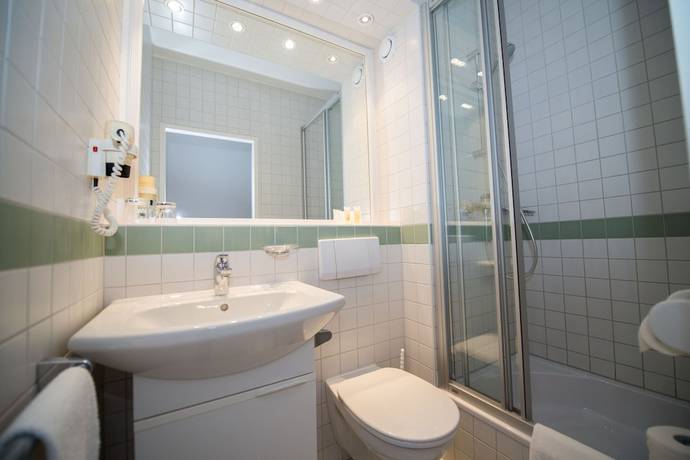 Imagen de la habitación del Hotel Parkhotel Styria. Foto 5