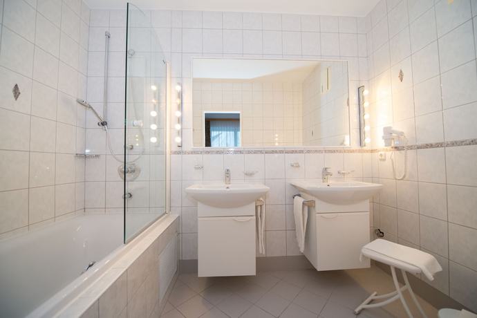 Imagen de la habitación del Hotel Parkhotel Styria. Foto 7