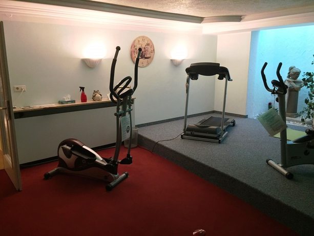 Imagen de los interiores del Hotel Parkhotel Tannenhof. Foto 15