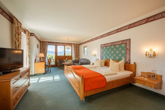 Imagen de la habitación del Hotel Parkhotel Tannenhof. Foto 9