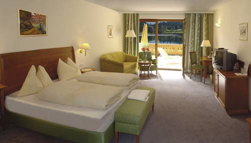 Imagen de la habitación del Hotel Parkhotel Tristachersee. Foto 4