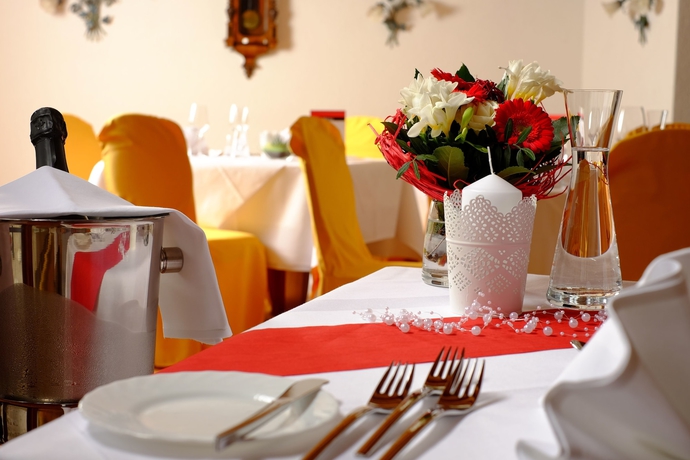 Imagen del bar/restaurante del Hotel Parkhotel Waldeck. Foto 5