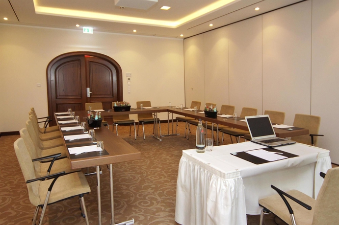 Imagen de los interiores del Hotel Parkhotel Wittekindshof Dortmund. Foto 10