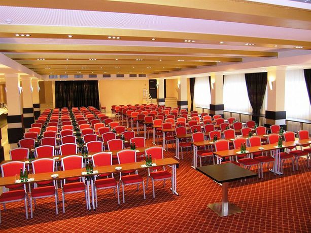 Imagen del bar/restaurante del Hotel Parkhotel and Congress Center Pilsen. Foto 5