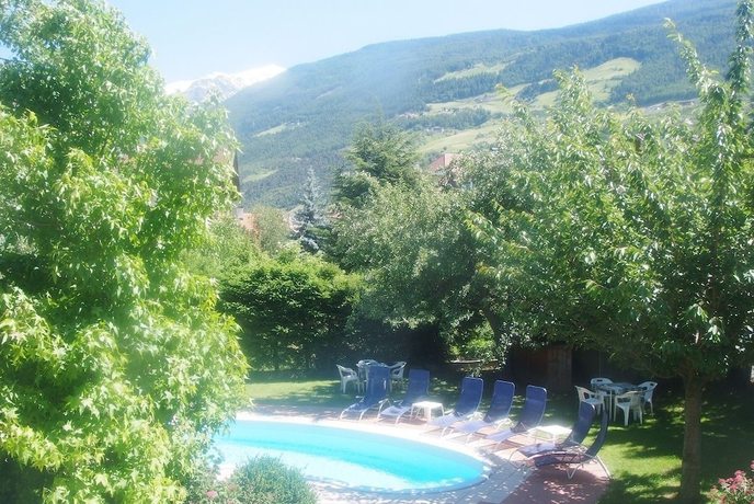 Imagen de la piscina del Hotel Parkhotel zur Linde. Foto 18