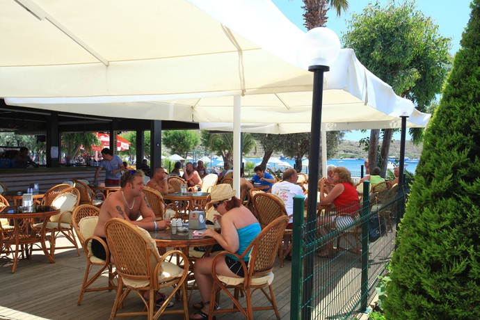 Imagen del bar/restaurante del Hotel Parkim Ayaz - All Inclusive. Foto 4