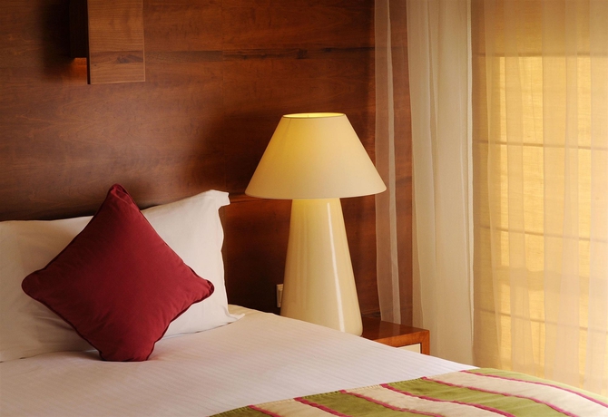 Imagen de la habitación del Hotel Parklane, A Luxury Collection Resort and Spa, Limassol. Foto 11