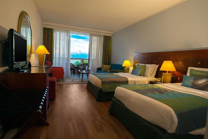 Imagen de la habitación del Hotel Parklane, A Luxury Collection Resort and Spa, Limassol. Foto 12