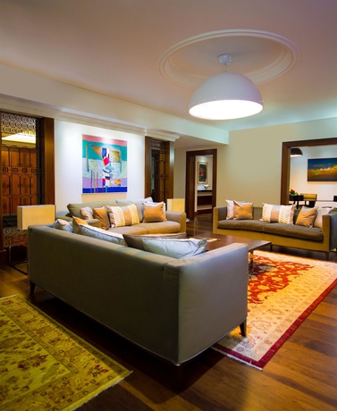 Imagen de la habitación del Hotel Parklane, A Luxury Collection Resort and Spa, Limassol. Foto 13