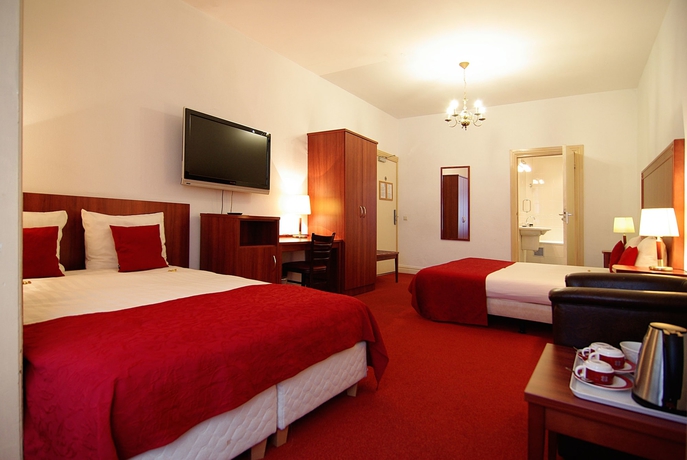 Imagen de la habitación del Hotel Parklane, Ámsterdam. Foto 3