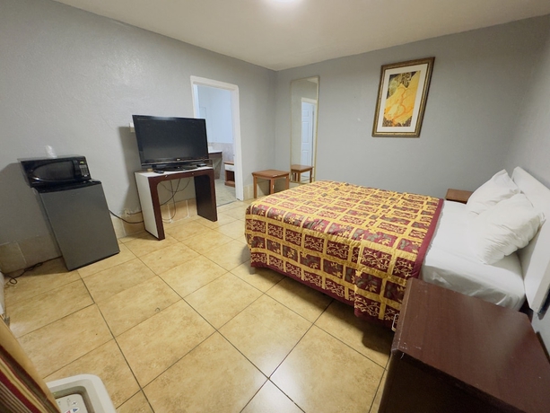 Imagen de la habitación del Hotel Parklane Motel. Foto 11