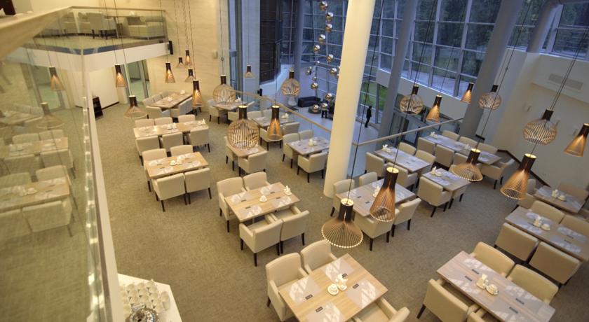 Imagen general del Hotel Parklane Resort And Spa. Foto 6